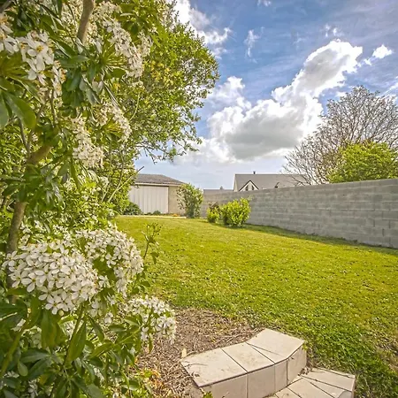 La Potiniere - House & Garden For Perfect Stays! Holiday home *
